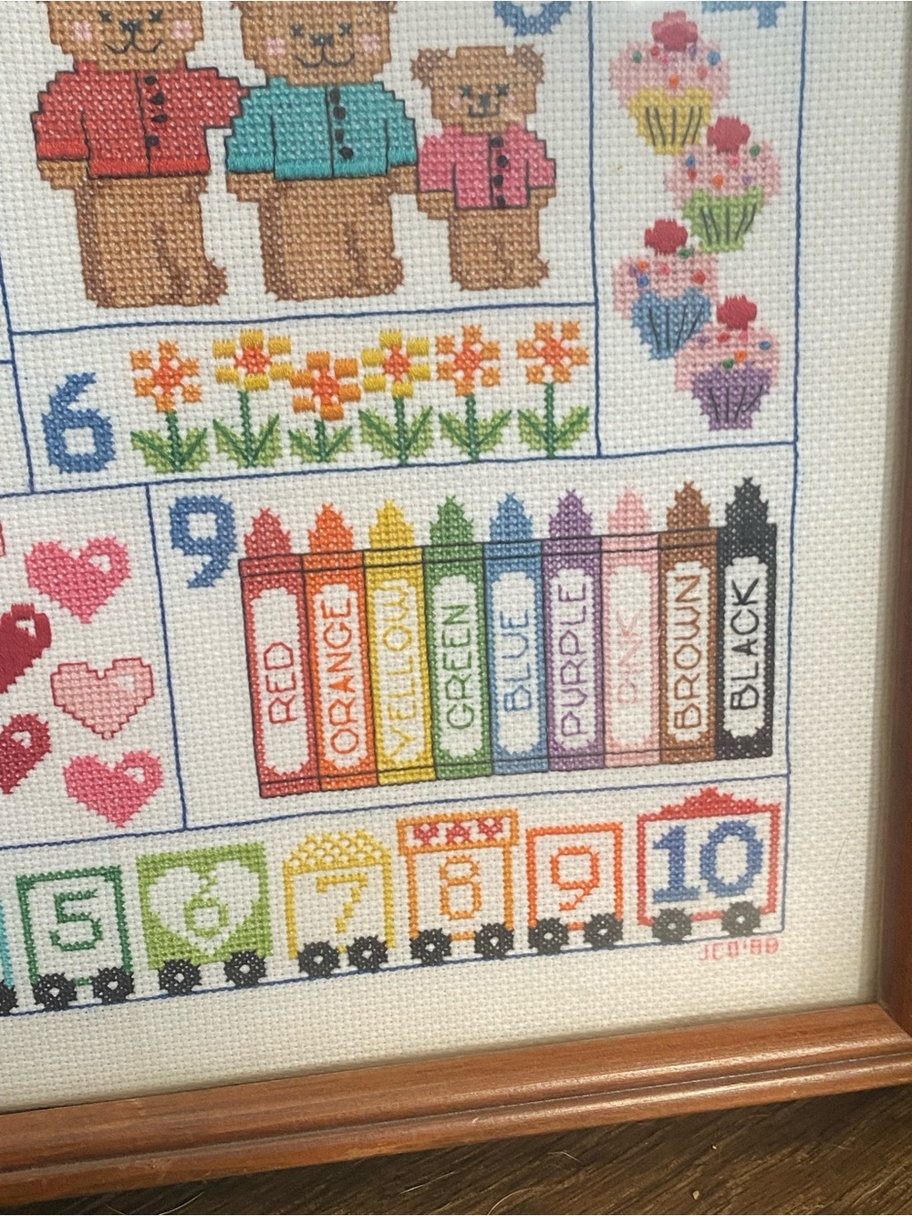 Vintage 1989 Finished Framed Needlepoint Nursery Rhyme Theme Wall Art Nursery - Picture 4 of 6